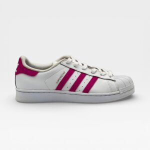 SUPERSTAR