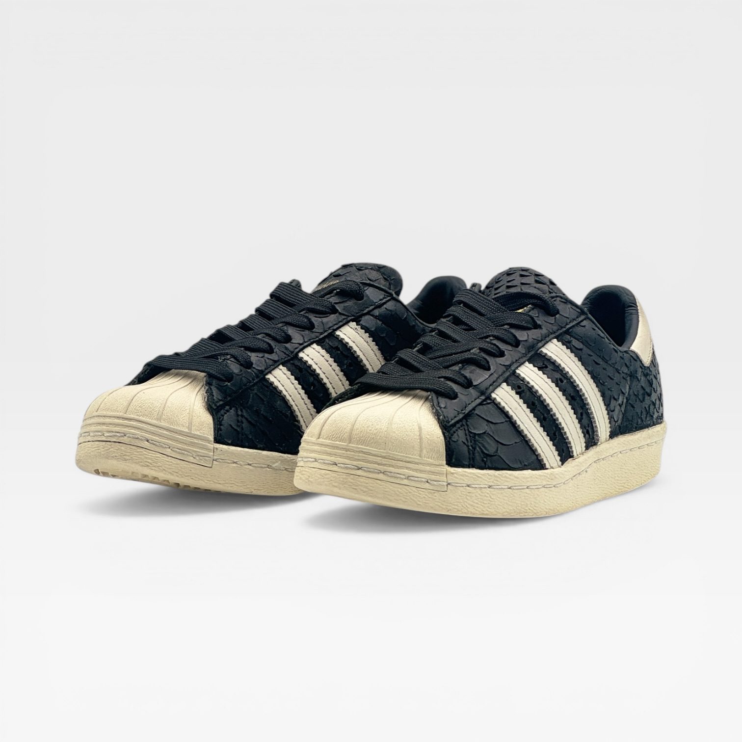 SUPERSTAR II – Image 2