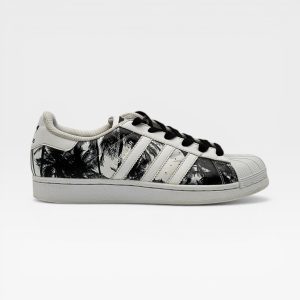 SUPERSTAR