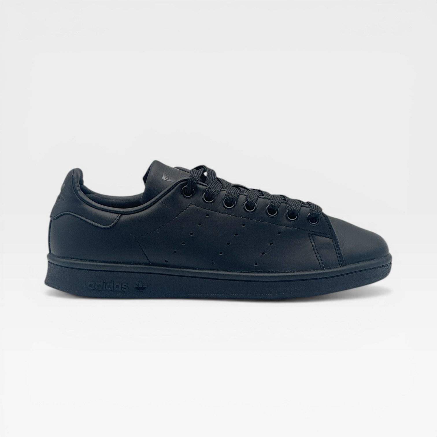 STAN SMITH