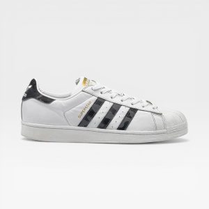 SUPERSTAR