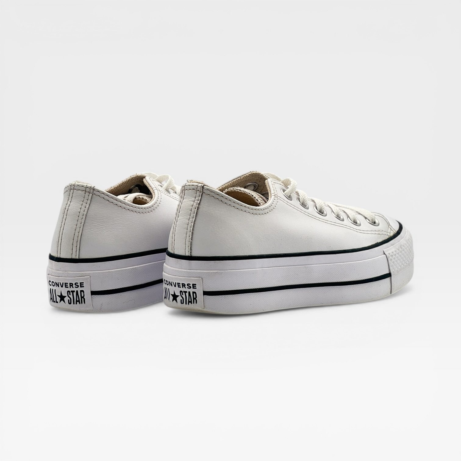 CHUCK TAYLOR ALL STAR PLATEFORM CLEAN LEATHER – Image 3