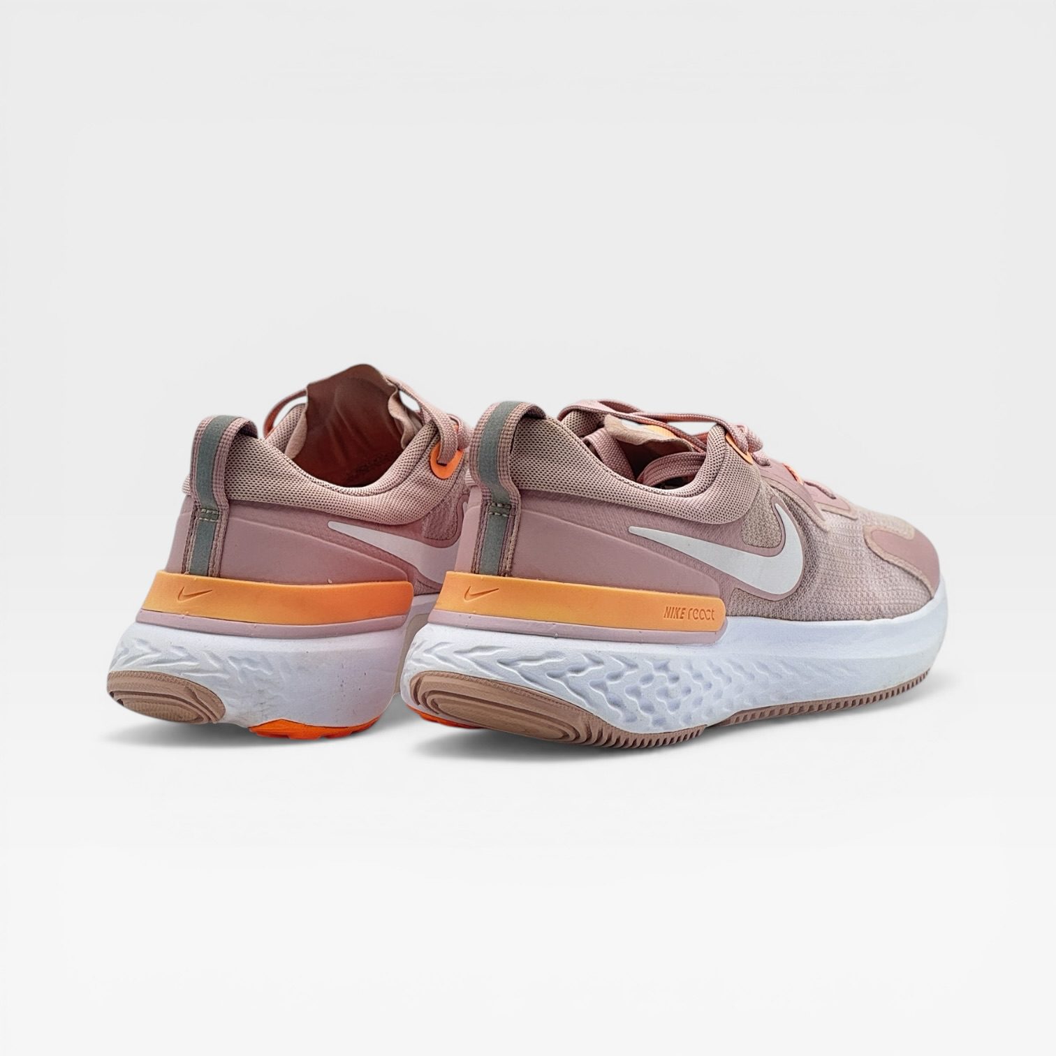 MILER REACT – Image 3