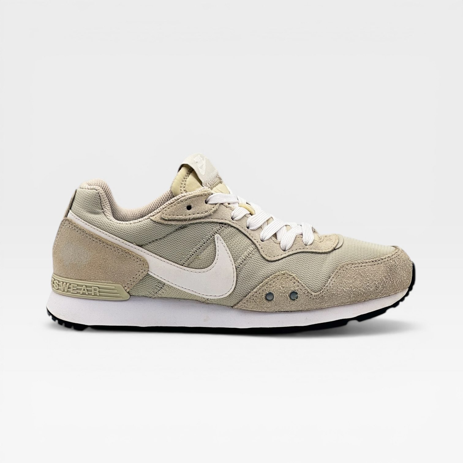 WMNS VEUTURE RUNNER LT