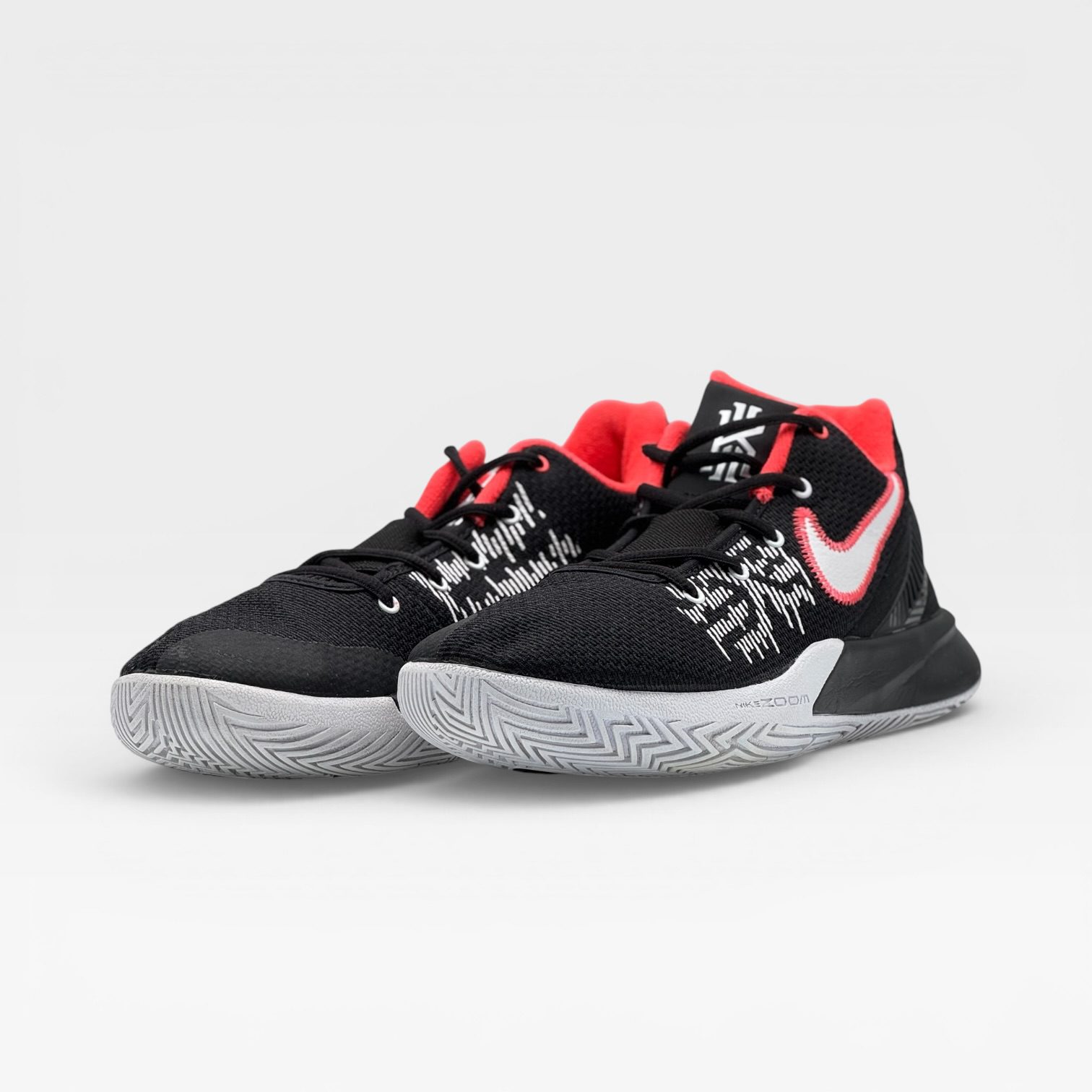 KYRIE FLY TRAP – Image 2
