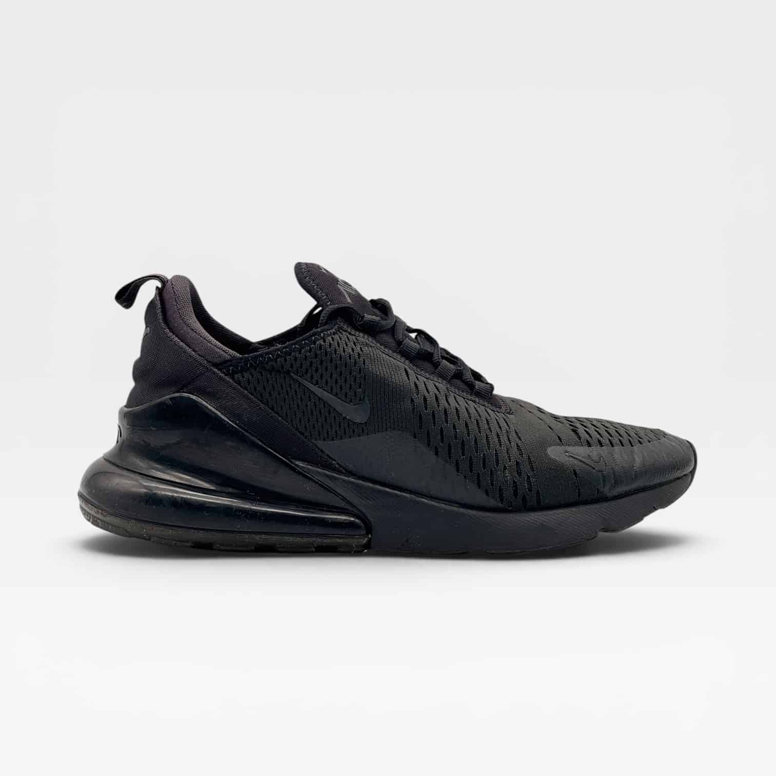 AIR MAX 270