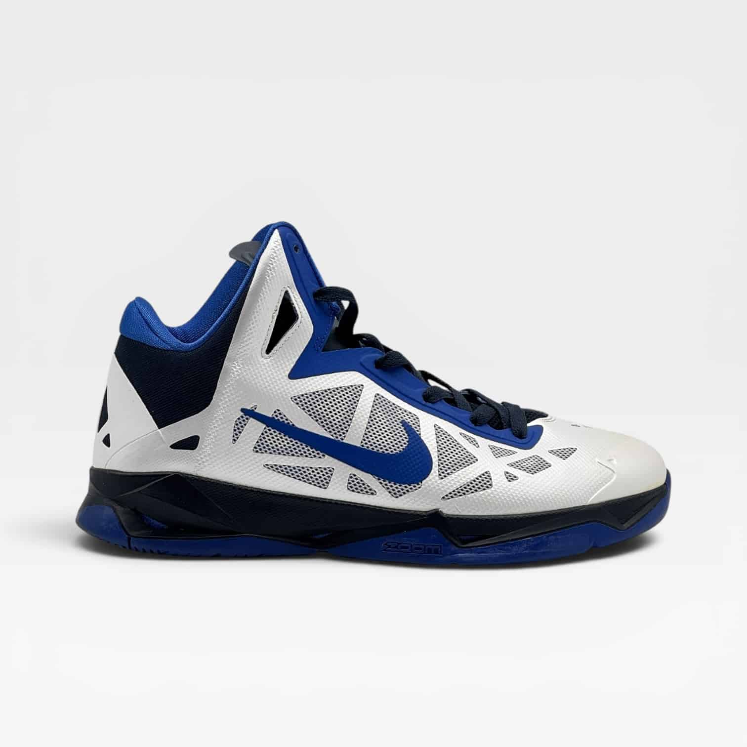 NIKE ZOOM