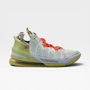 DIANA TAURASI LEBRON 18