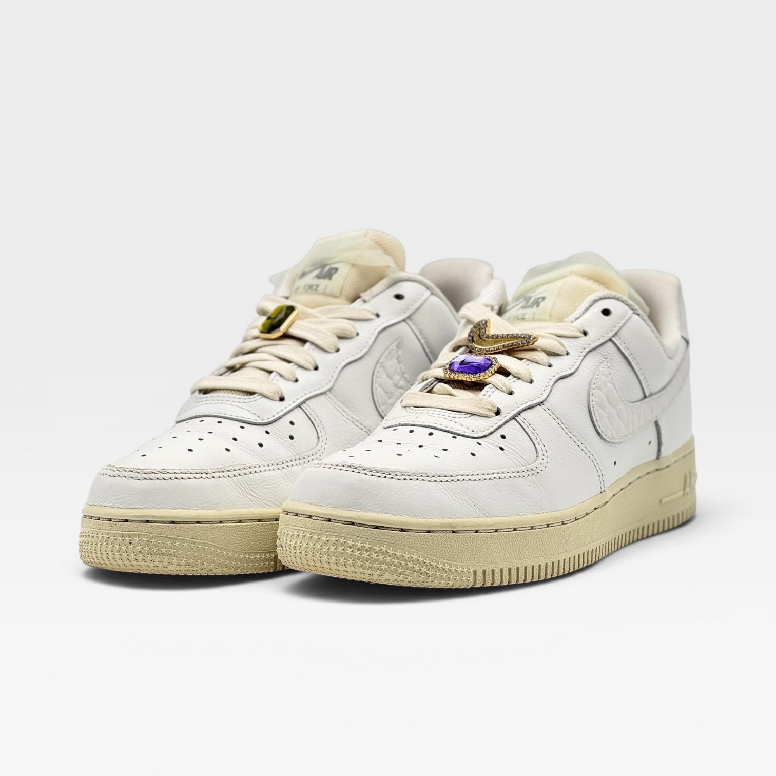 AIR FORCE 1 LOW "JEWELS" – Image 2