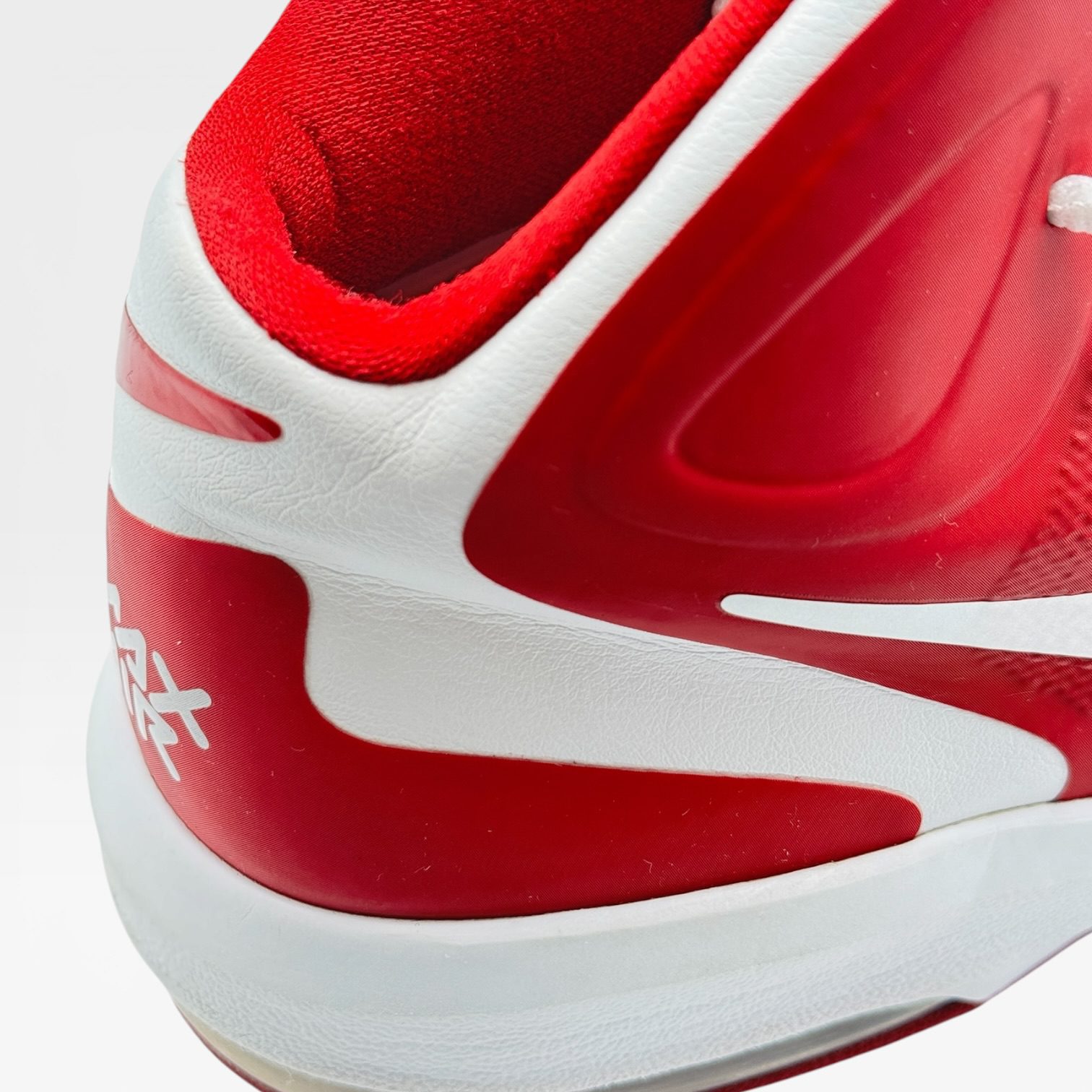 AIR MAX HYPERGUARDUP RED – Image 5