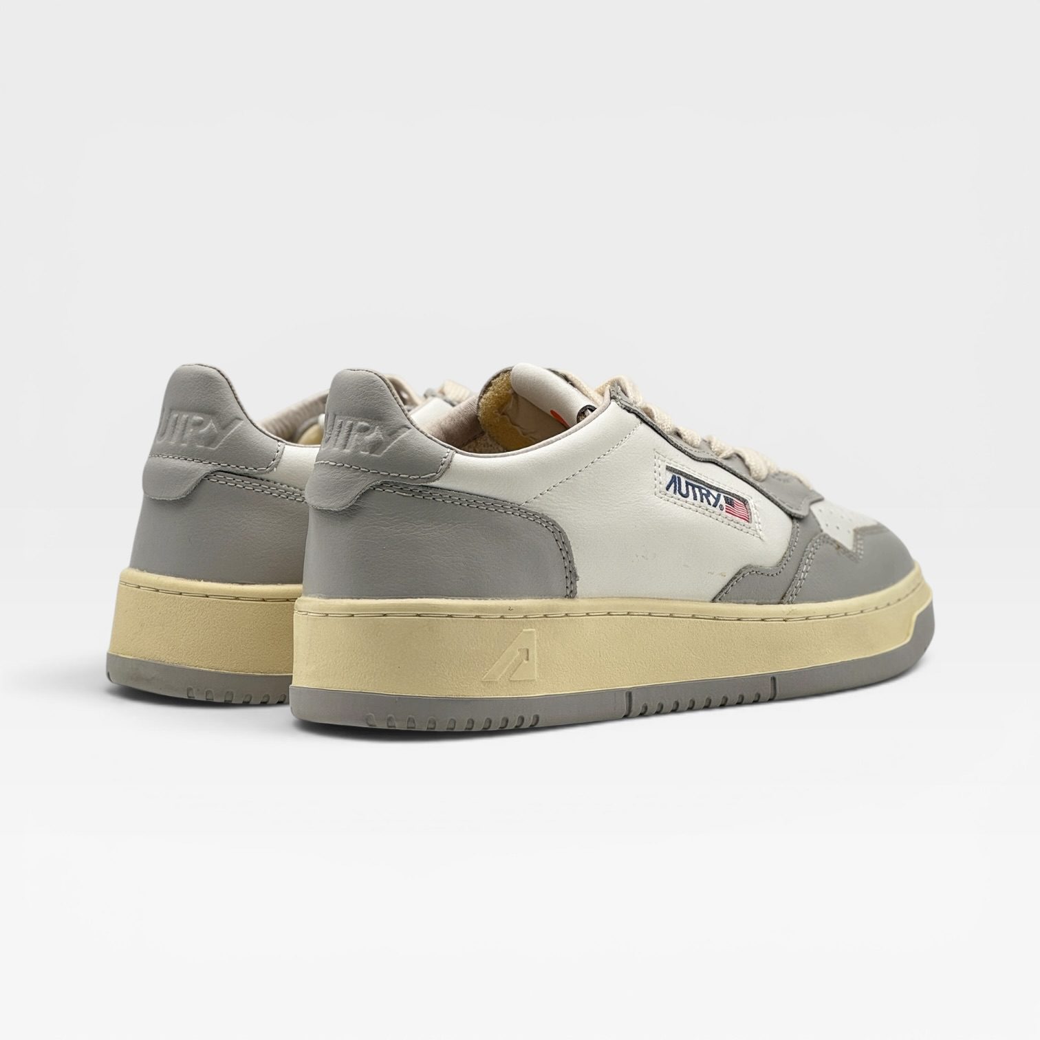 1 LOW MAN – Image 3