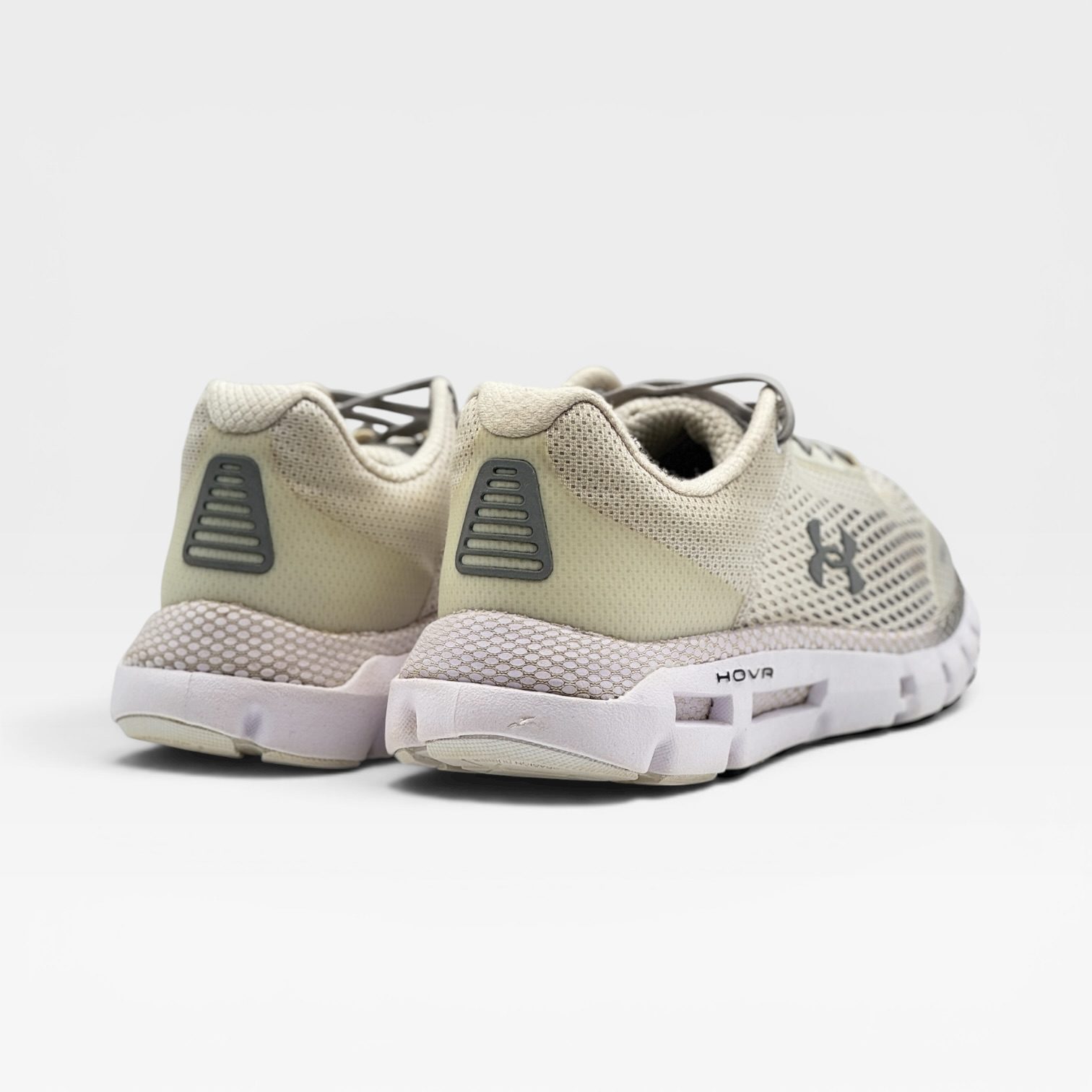 UNDER ARMOUR – Image 3