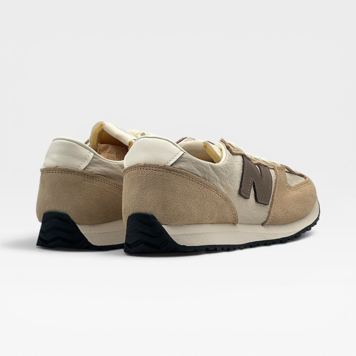 471 SUEDE – Image 3