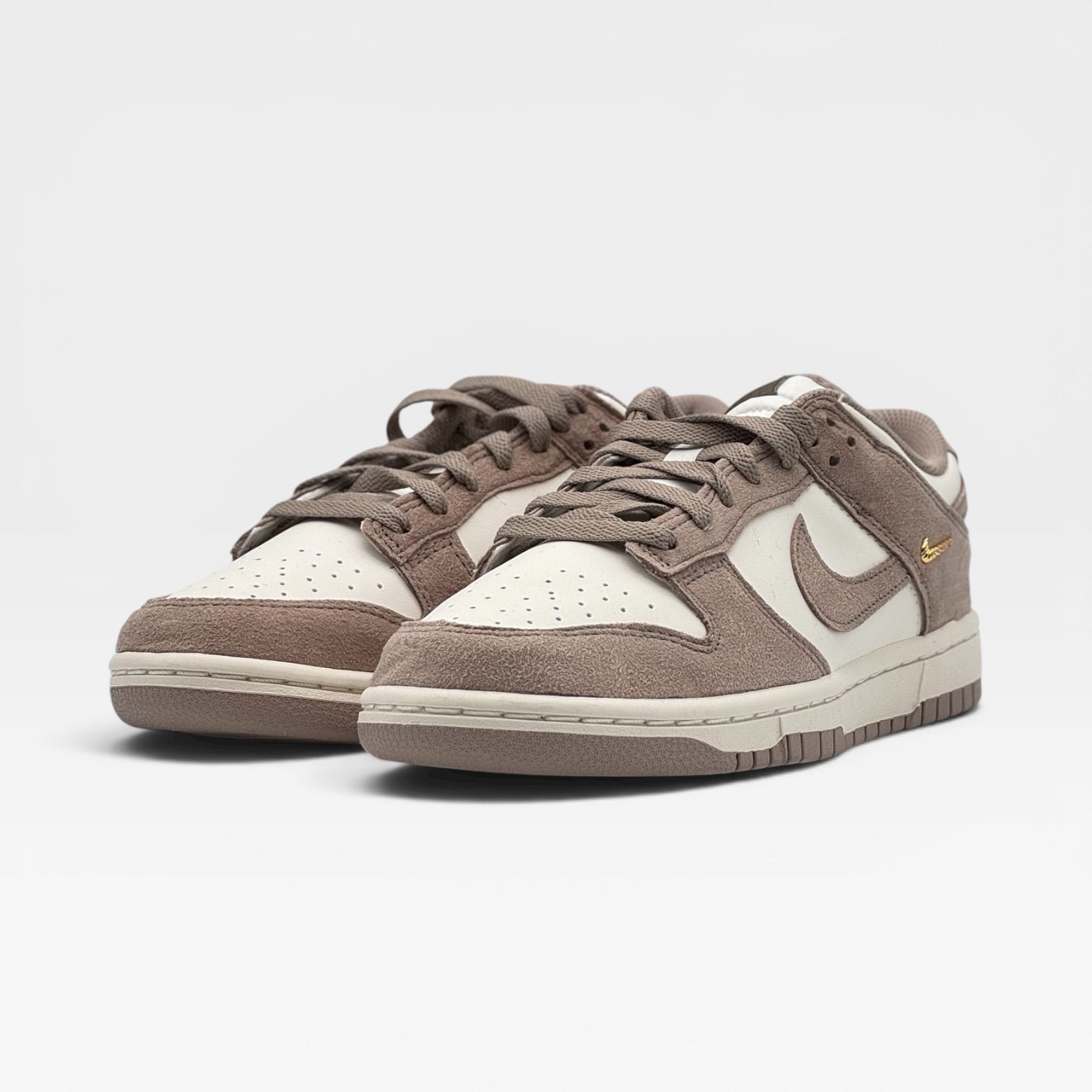 SPORTSWEAR – Image 2