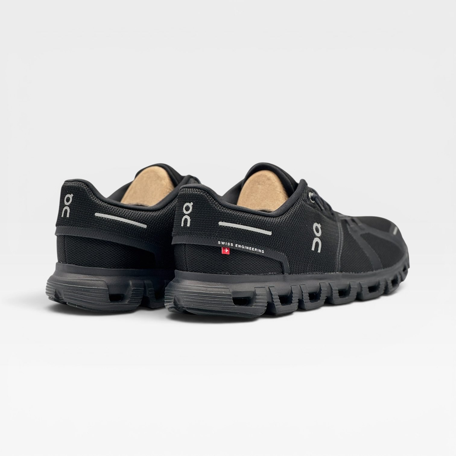 CLOUD 6 – Image 3