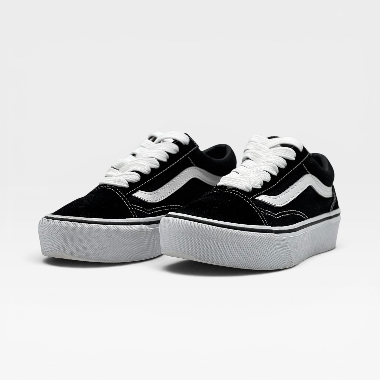 OLD SKOOL – Image 3