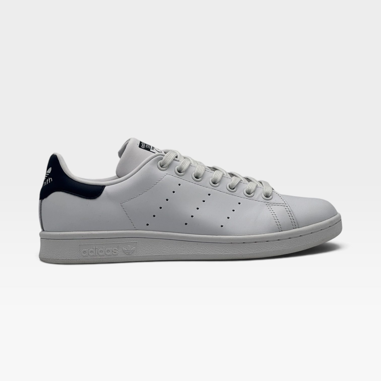 STAN SMITH