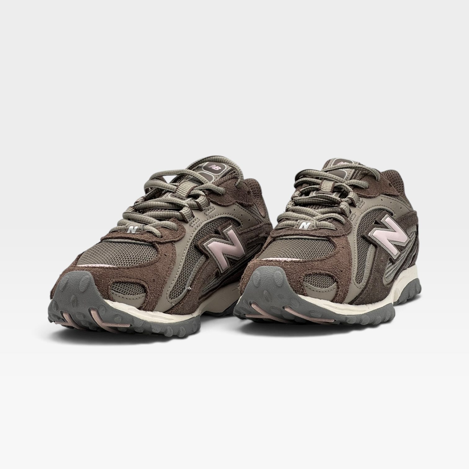 2O4L SUEDE – Image 2