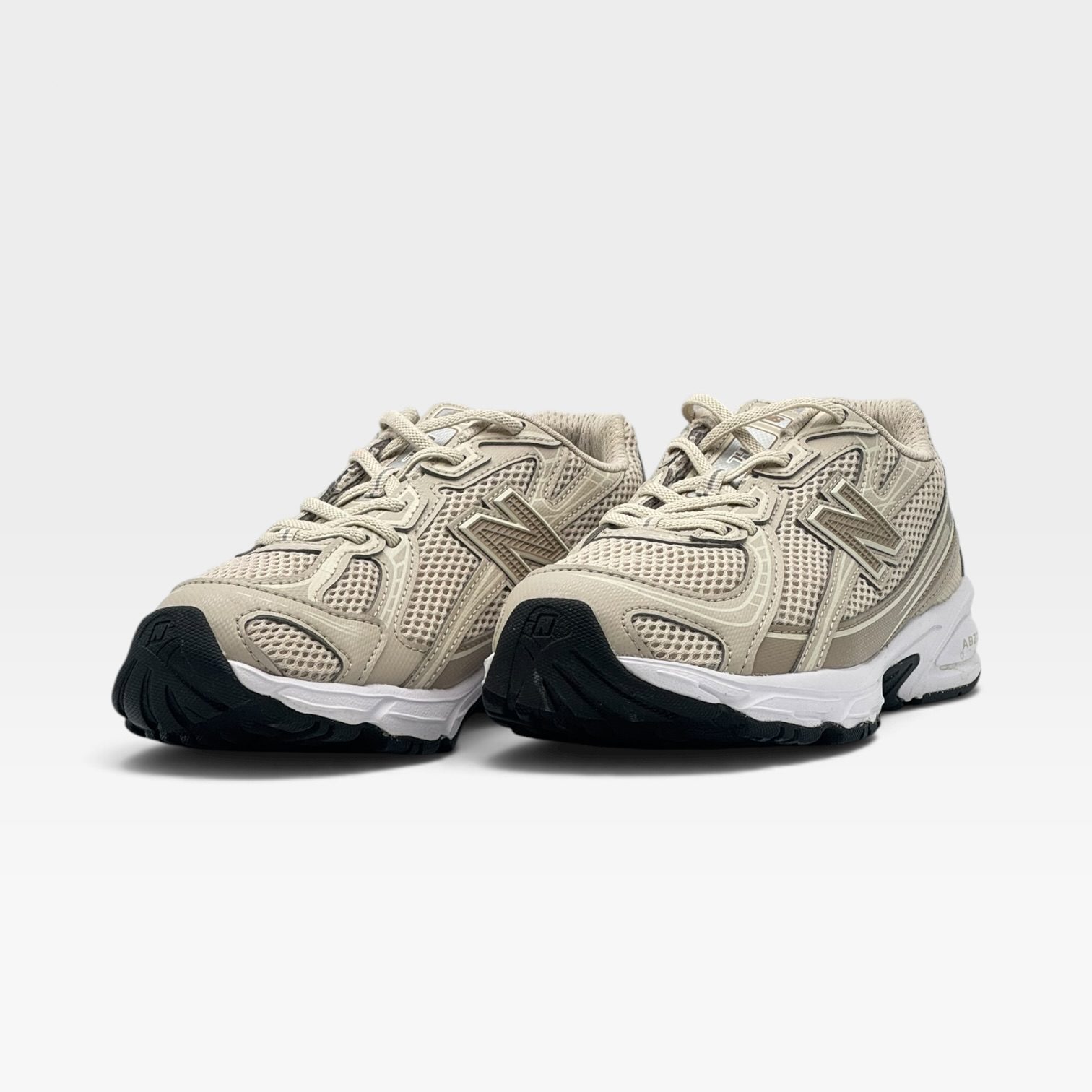 MR 530 – Image 2