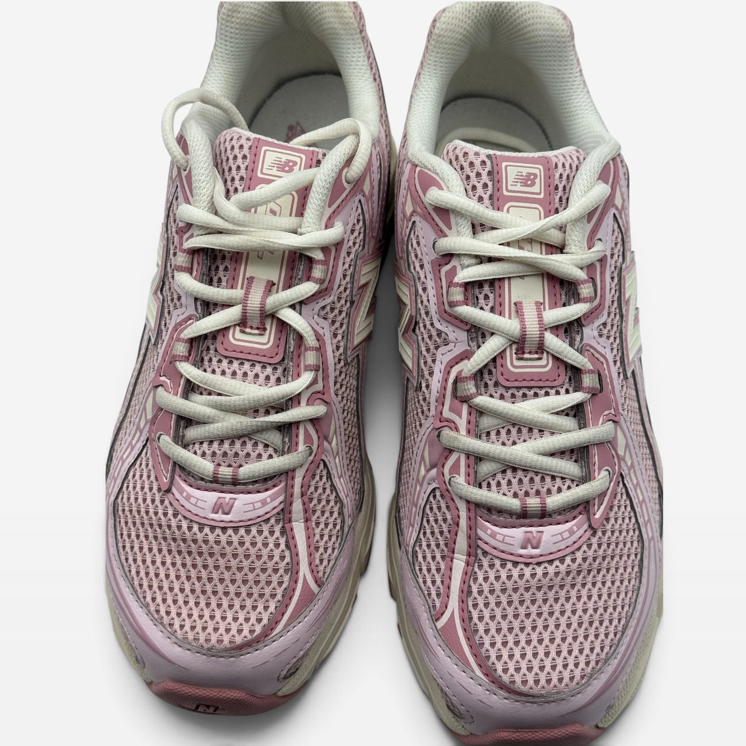 NB 740 – Image 4