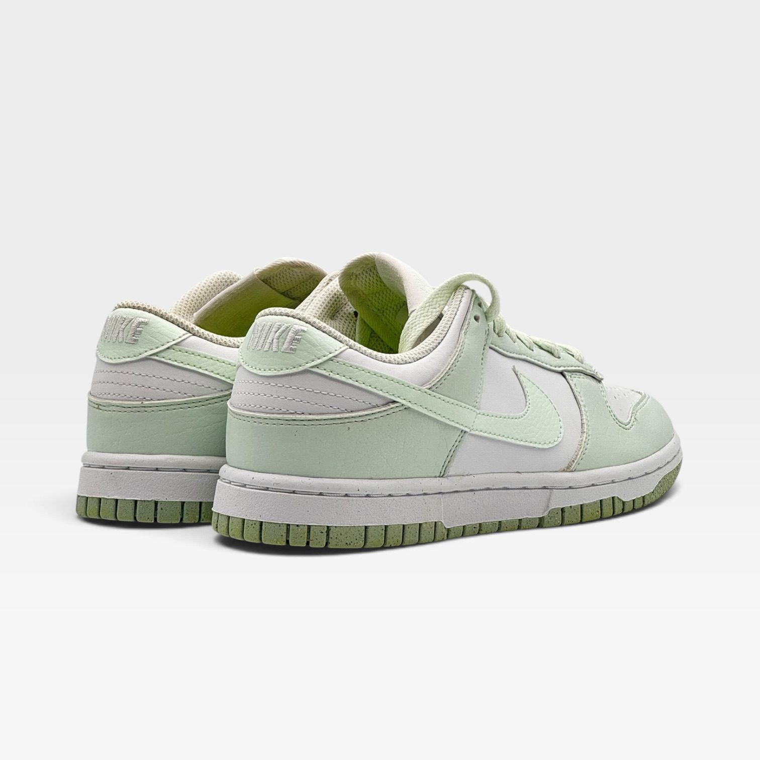 DUNK LOW NEXT NATURE – Image 3