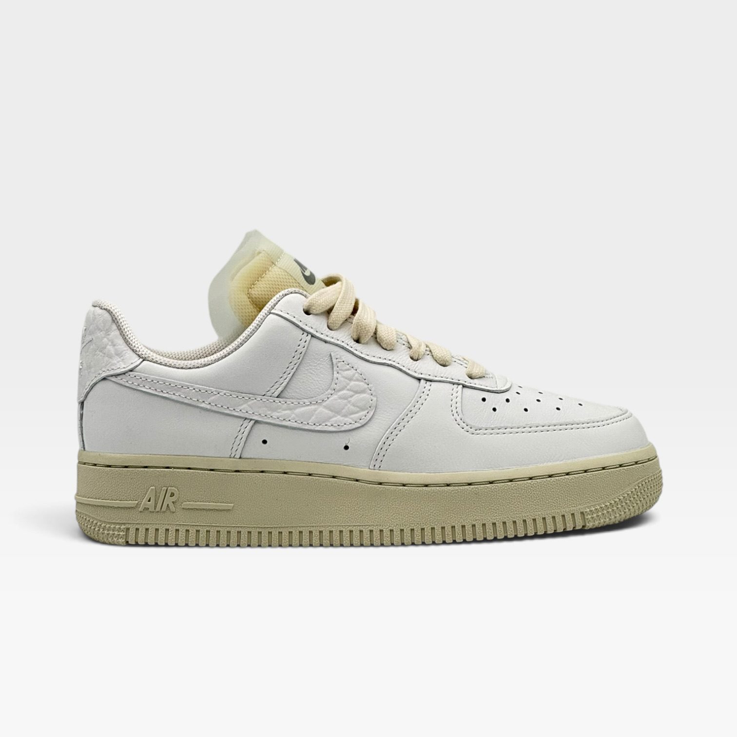 AIR FORCE