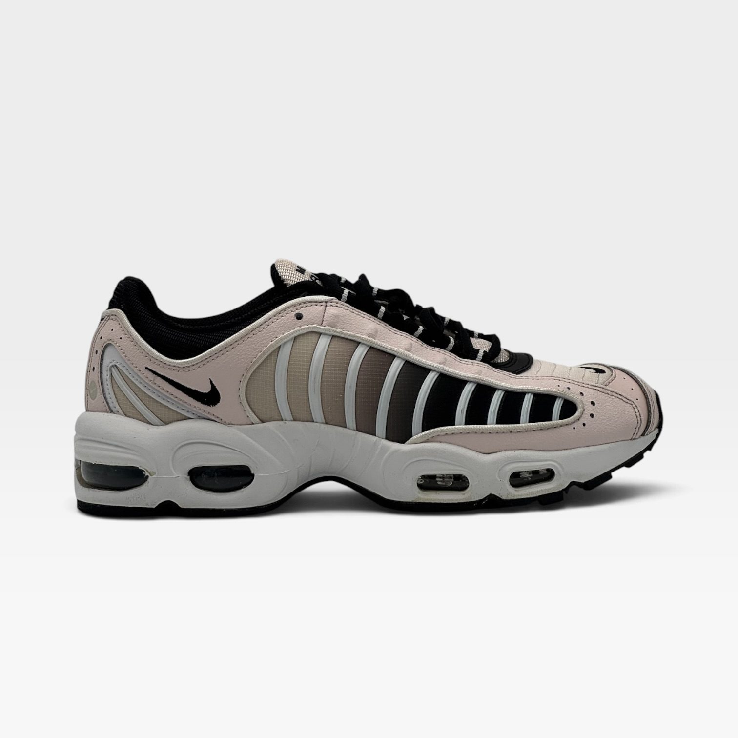 Air Max Tailwind 4