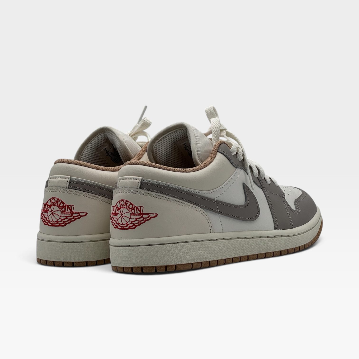 JORDAN 1 LOW – Image 3