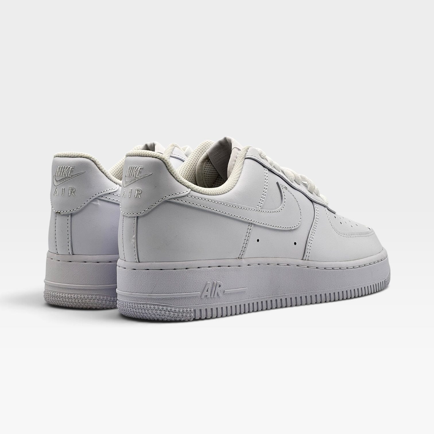 AIR FORCE 107 – Image 3