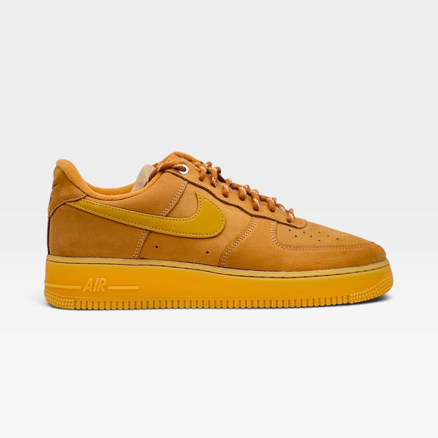 FORCE 1 LOW NUBUCK