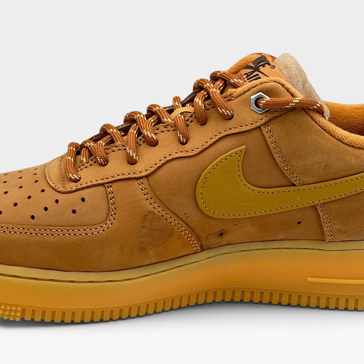FORCE 1 LOW NUBUCK – Image 4